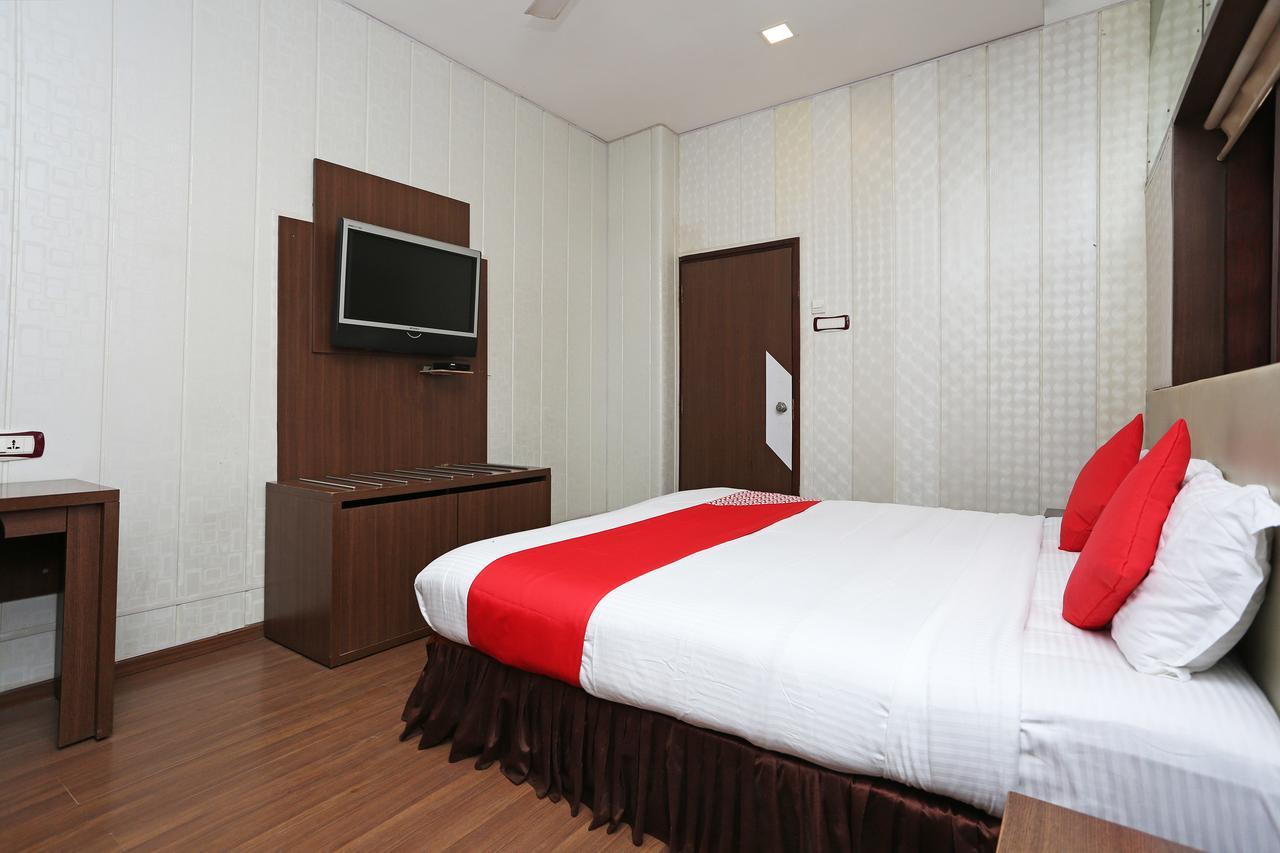 Oyo 10690 Florence Hotel Rāipur Dış mekan fotoğraf