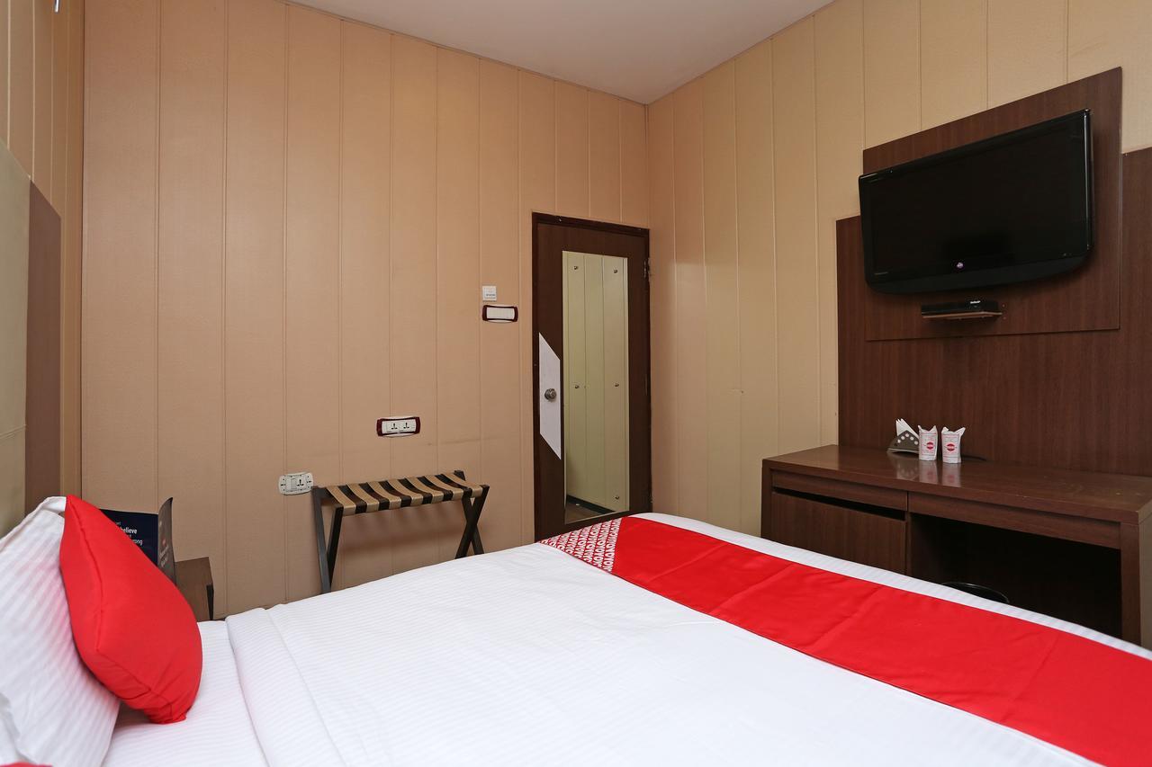 Oyo 10690 Florence Hotel Rāipur Dış mekan fotoğraf
